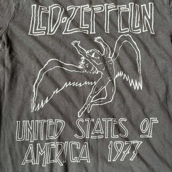 Led Zeppelin Women's XS United States of America 1977 Graphic T-shirt - Picture 2 of 3